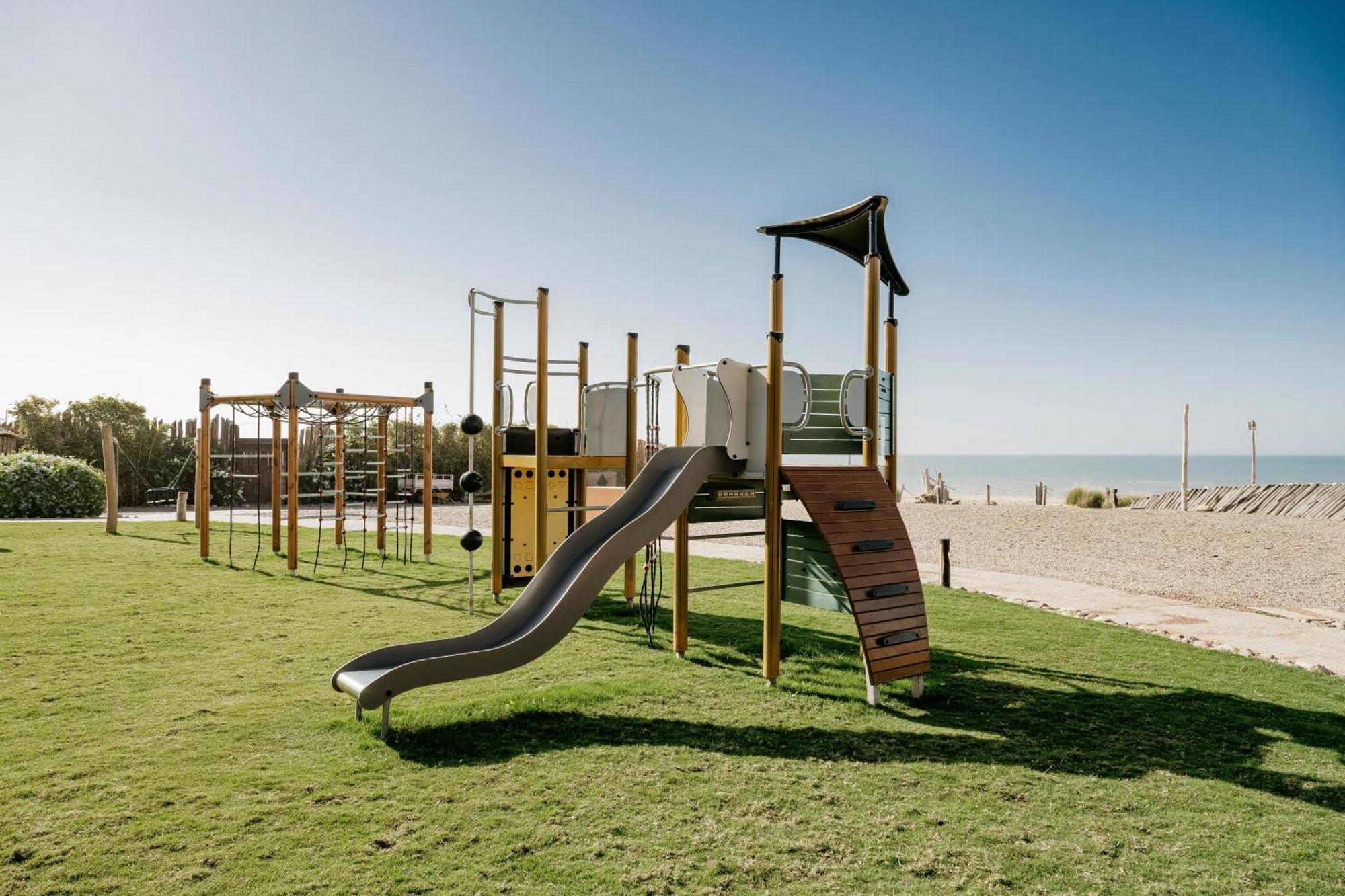 Paradis Plage Surf Yoga & Spa Taghazout Exterior photo